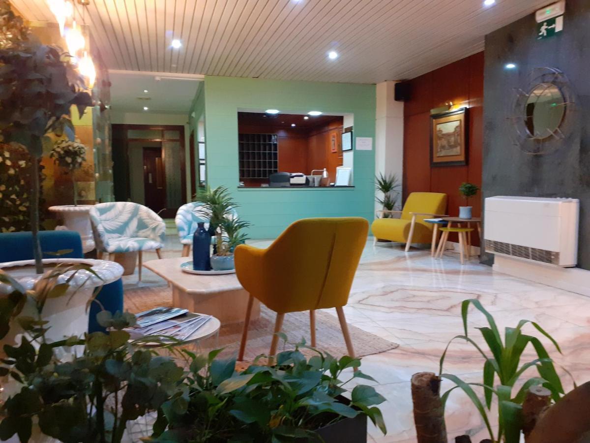 Hotel Marques De Santillana Torrelavega Exteriér fotografie